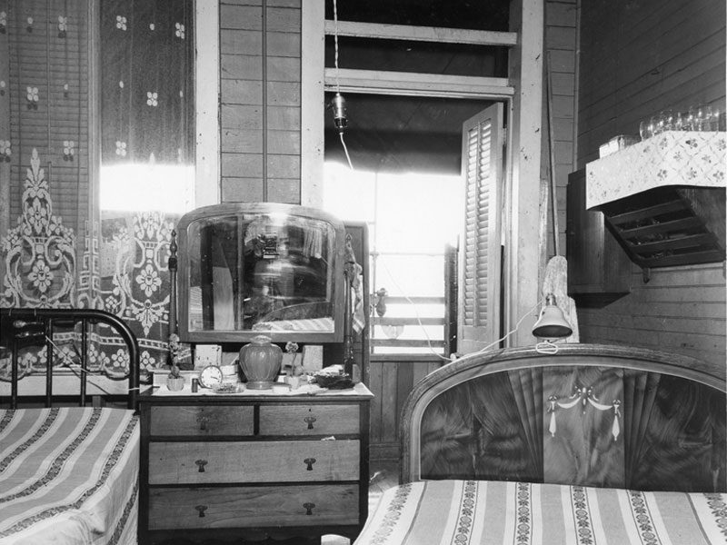 48 Apartment building - January 11, 1944